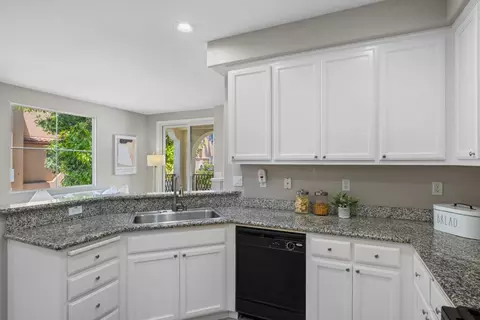 Kitchen - 100 Parc Place Dr, Milpitas, CA 95035 photo 4 of 5