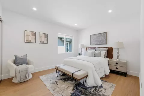 Bedroom - 988 Post St, Alameda, CA 94501 photo 2 of 3