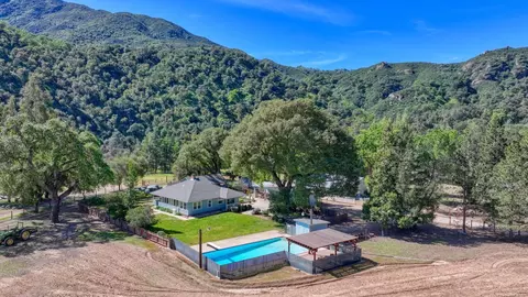 47305 Arroyo Seco Rd, Greenfield, CA 93927