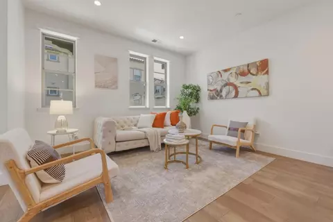 Living - 1235 Verano Rd, Mountain View, CA 94043 photo 3 of 4