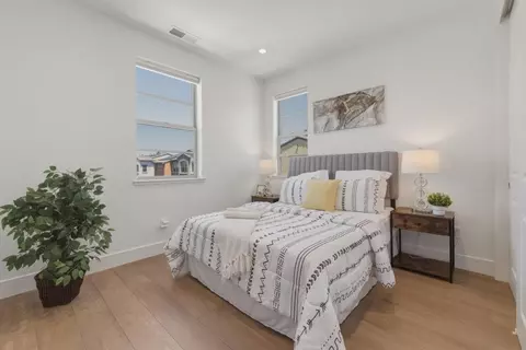 Bedroom - 1235 Verano Rd, Mountain View, CA 94043 photo 1 of 5
