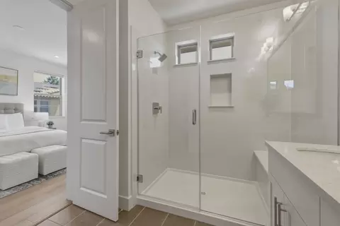 Bath - 1235 Verano Rd, Mountain View, CA 94043 photo 6 of 6