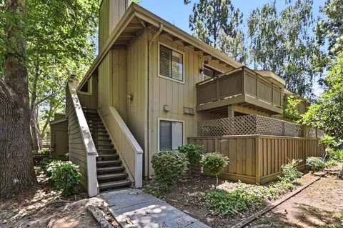 5689 Makati Cir H, San Jose, CA 95123