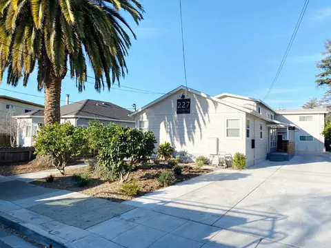 227 Madrone St, Redwood City, CA 94061
