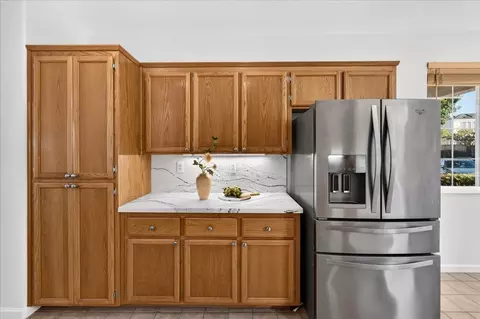 Kitchen - 232 Overlook Ter, Hercules, CA 94547 photo 3 of 6
