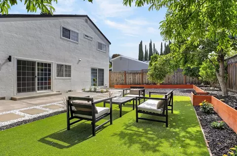1425 Blackstone Ave, San Jose, CA 95118