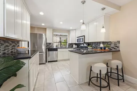 1166 Capri Dr, Campbell, CA 95008