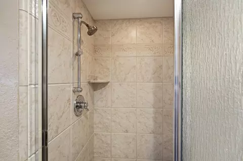 Bath - 1166 Capri Dr, Campbell, CA 95008 photo 3 of 4