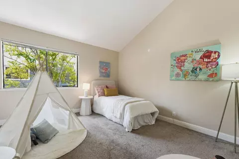 Bedroom - 1166 Capri Dr, Campbell, CA 95008 photo 3 of 4