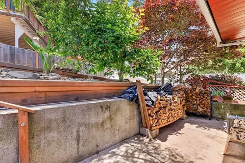 Exterior - 110 Rutherford Ct, Aptos, CA 95003 photo 9 of 15