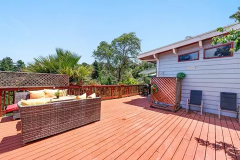 Exterior - 110 Rutherford Ct, Aptos, CA 95003 photo 2 of 15