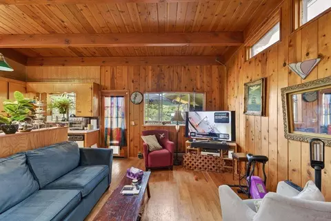 Living - 110 Rutherford Ct, Aptos, CA 95003 photo 1 of 2