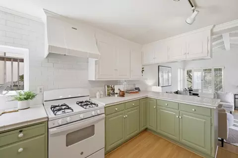 Kitchen - 68 El Bonito Way, Millbrae, CA 94030 photo 2 of 3