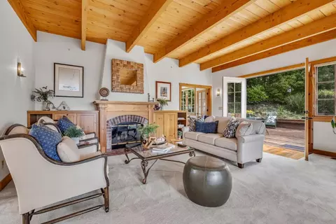Living - 232 Aptos Beach Dr, Aptos, CA 95003 photo 3 of 4