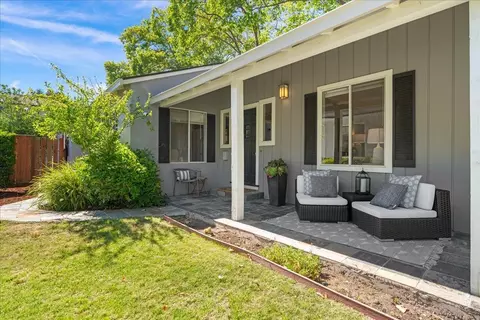 991 Lincoln Ave, Palo Alto, CA 94301