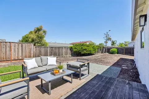 Exterior - 7595 Braidburn Ave, Newark, CA 94560 photo 2 of 3