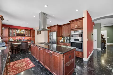 34237 Torrey Pine Ln, Union City, CA 94587