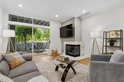 1741 Parkview Green Cir, San Jose, CA 95131