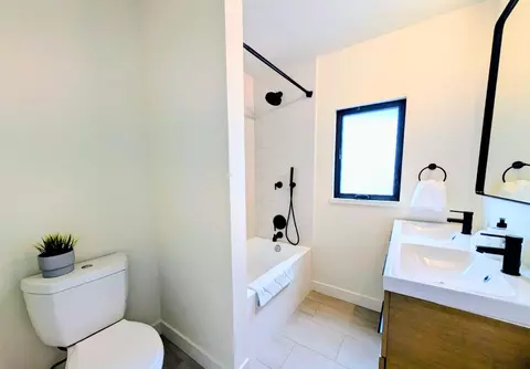 Bath - 101 Darlington Ln, Soquel, CA 95073 photo 1 of 2