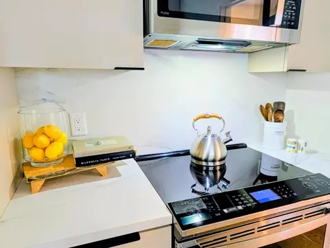 Kitchen - 101 Darlington Ln, Soquel, CA 95073 photo 5 of 8