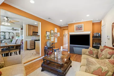 Living - 2115 Teakwood St, Vallejo, CA 94591 photo 5 of 5