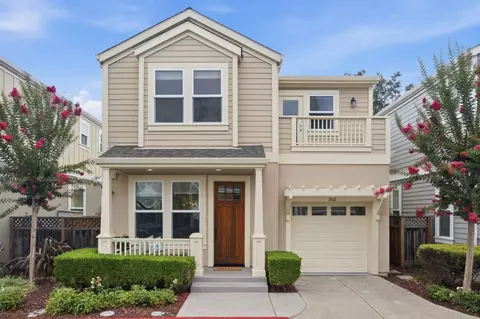 302 Creekside Village Dr, Los Gatos, CA 95032