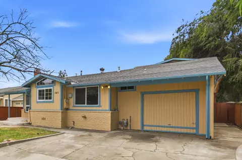 Cureton Pl, San Jose, CA 95127