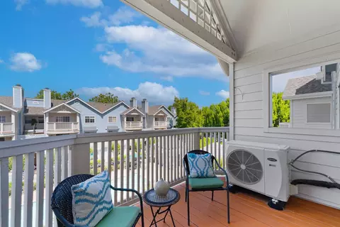 609 Arcadia Ter 303, Sunnyvale, CA 94085