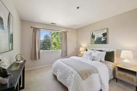 Bedroom - 300 Murchison Dr 312, Millbrae, CA 94030 photo 1 of 2