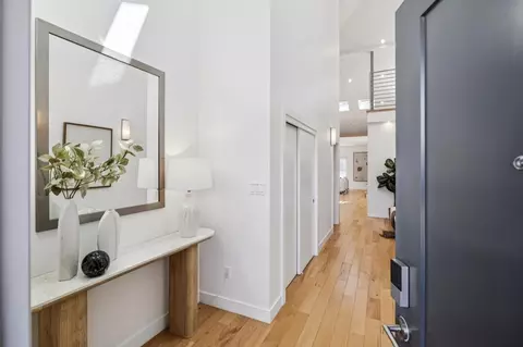 Entry Way - 15 Conejo Dr, Millbrae, CA 94030 photo 1 of 7