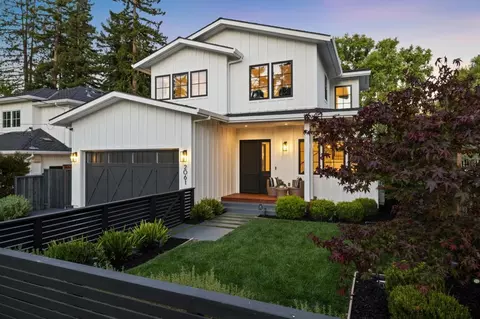 2061 Sterling Ave, Menlo Park, CA 94025