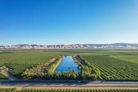 10037 Ca-33, Patterson, CA 95363 photo 7
