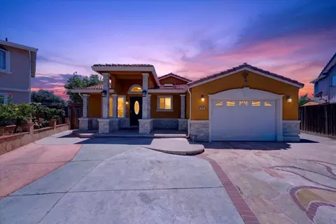 1519 Mount Everest, San Jose, CA 95127