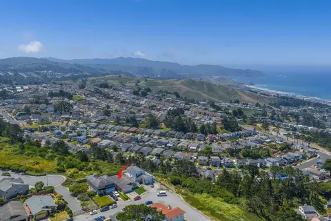 View/Area - 654 Imperial Dr, Pacifica, CA 94044 photo 4 of 9