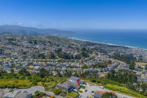 View/Area - 654 Imperial Dr, Pacifica, CA 94044 photo 2 of 9