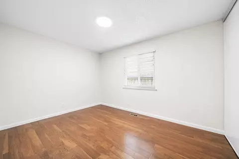 Bedroom - 654 Imperial Dr, Pacifica, CA 94044 photo 3 of 10