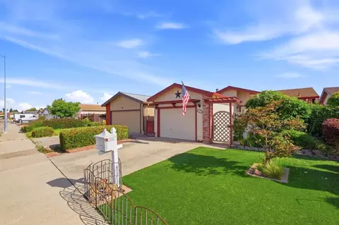 478 Vivienne Dr, Watsonville, CA 95076