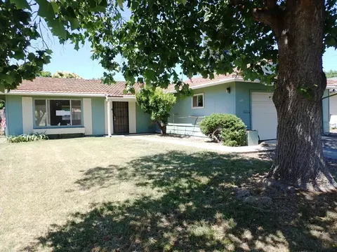 169 Rainier Cir, Vacaville, CA 95687