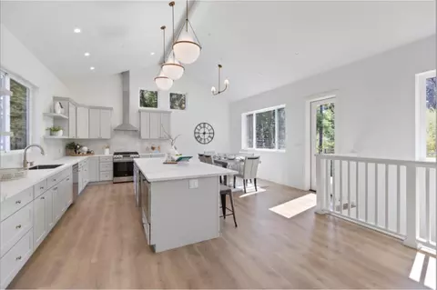 Kitchen - 125 Fallen Leaf Dr, Boulder Creek, CA 95006 photo 2 of 4