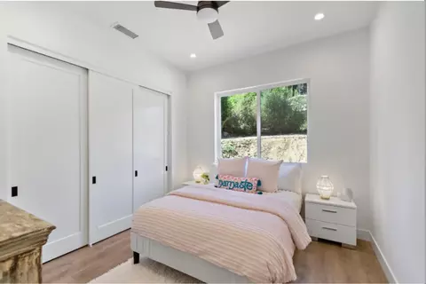 Bedroom - 125 Fallen Leaf Dr, Boulder Creek, CA 95006 photo 5 of 6