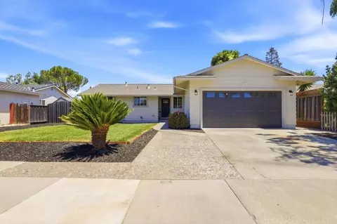 8312 Kelton Dr, Gilroy, CA 95020