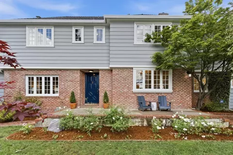 2835 Hillside Dr, Burlingame, CA 94010