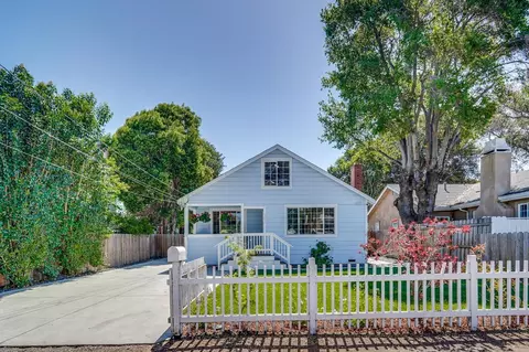 2220 Ralmar Ave, East Palo Alto, CA 94303