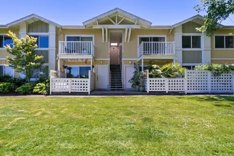 755 14th Ave 814, Santa Cruz, CA 95062