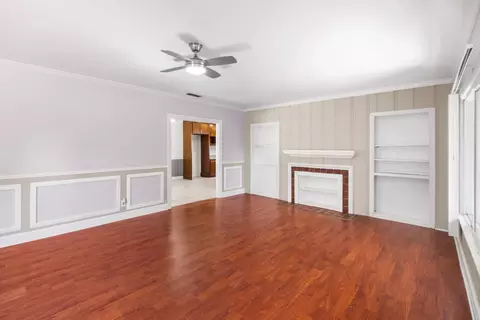 Living - 2905 Garfield Ave, Carmichael, CA 95608 photo 3 of 8