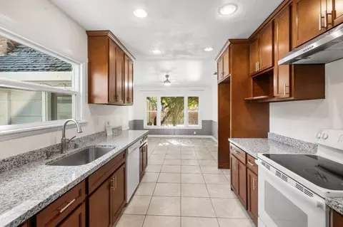 Kitchen - 2905 Garfield Ave, Carmichael, CA 95608 photo 1 of 3