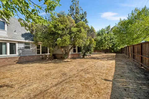 Exterior - 2905 Garfield Ave, Carmichael, CA 95608 photo 7 of 7