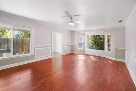Living - 2905 Garfield Ave, Carmichael, CA 95608 photo 5 of 8