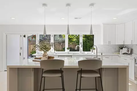 Kitchen - 571 Anza St, Mountain View, CA 94041 photo 5 of 5