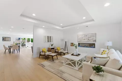 Living - 571 Anza St, Mountain View, CA 94041 photo 1 of 2
